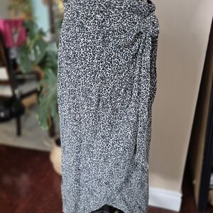 American Eagle Outfitters Black and White Animal Print Skirt
